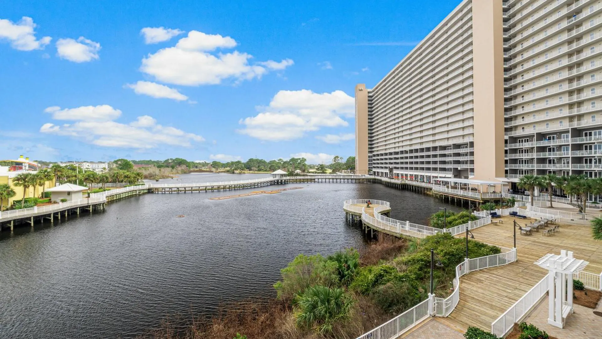 Lakeview Luxury At Laketown Wharf #235 By Nautical Properties Panama City Beach