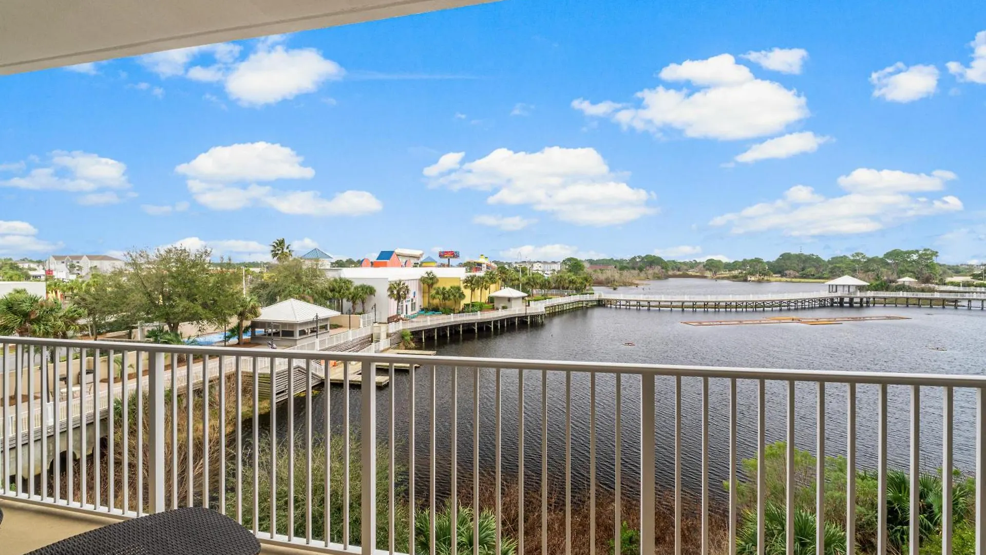 Holiday home Lakeview Luxury At Laketown Wharf #235 By Nautical Properties Panama City Beach
