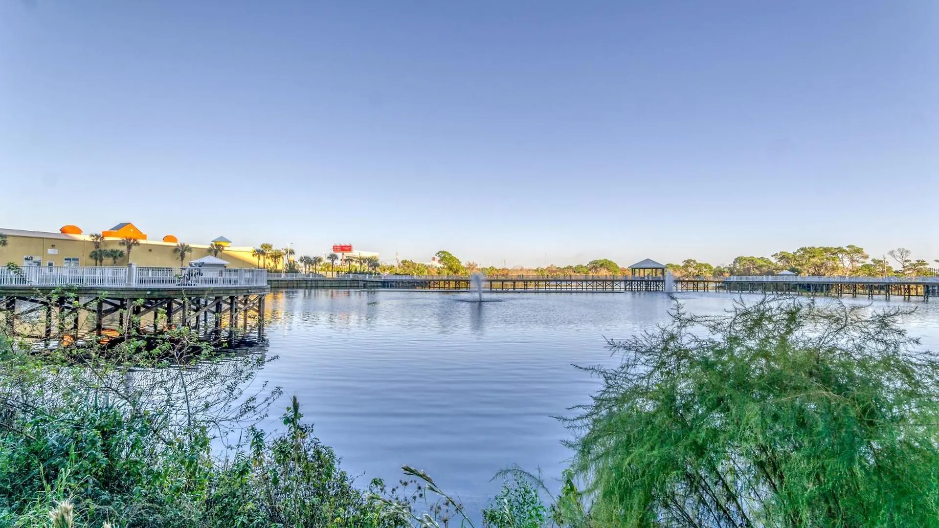 Holiday home Lakeview Luxury At Laketown Wharf #235 By Nautical Properties Panama City Beach United States