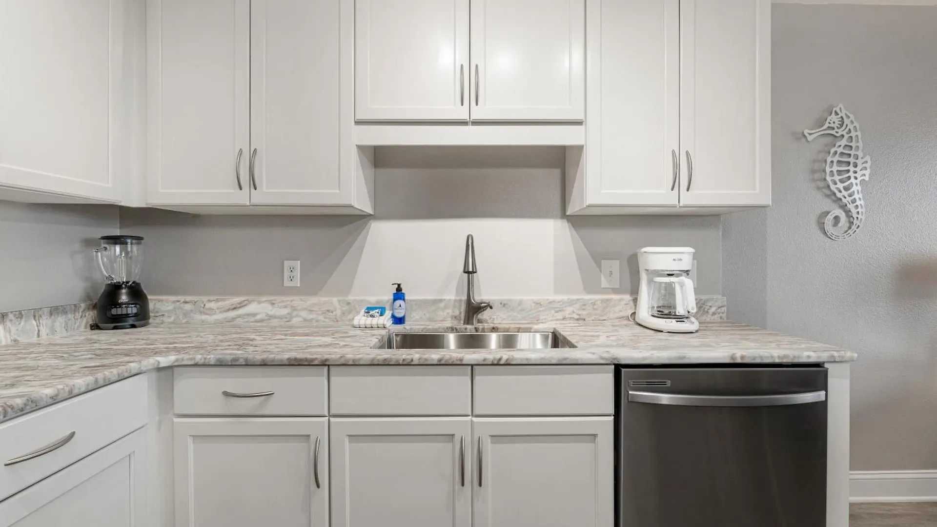Holiday home Lakeview Luxury At Laketown Wharf #235 By Nautical Properties Panama City Beach